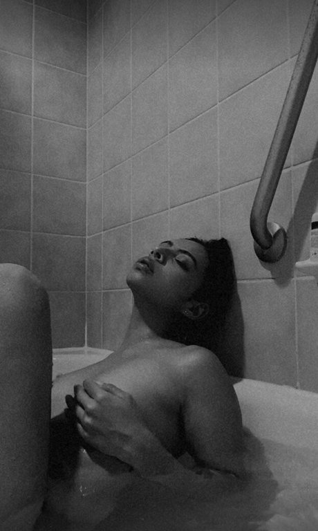 sabinamores onlyfans lesk