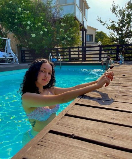 Emily Cos leaked only fans