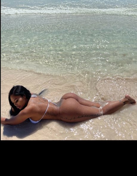 lissythedoll onlyfans ass