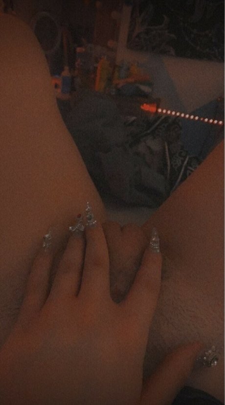 Adea Danielle onlyfans leaks.