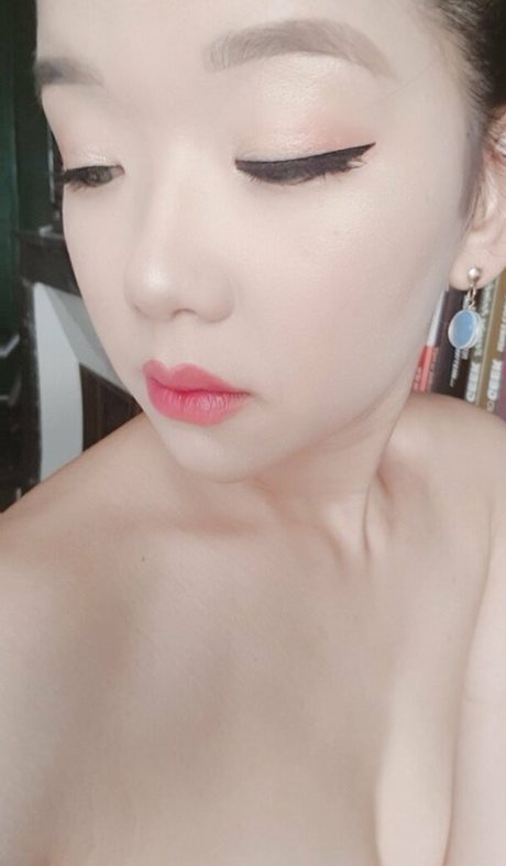 Marie C Palot onlyfans leaks nudes