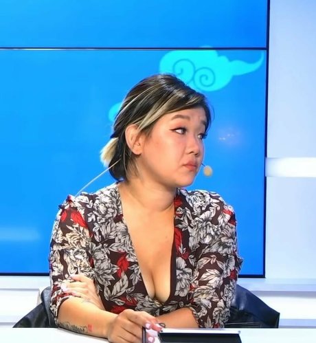 Marie C Palot onlyfans nudes leak