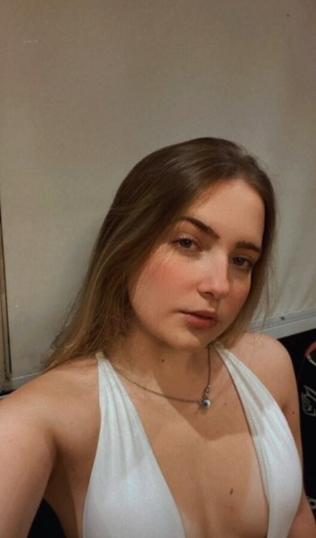 Camila Moroz onlyfans leaks naked