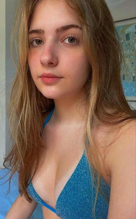 Camila Moroz onlyfans leaked.