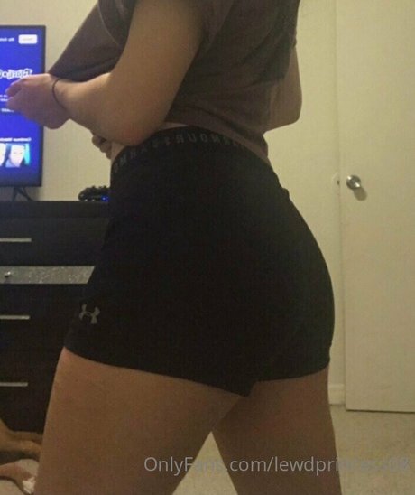 LewdPrincess08 only fans sex