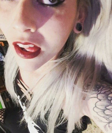 sleepy river onlyfans leaked tits