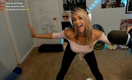 Legendarylea onlyfans naked porn