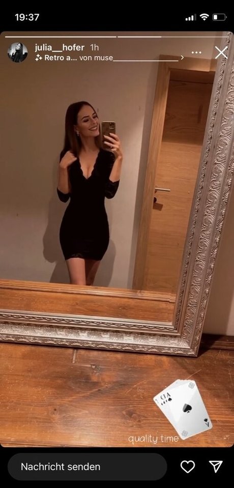 Julia Hofer onlyfans strip