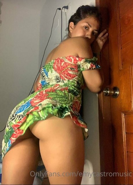 Emycastromusic onlyfans page