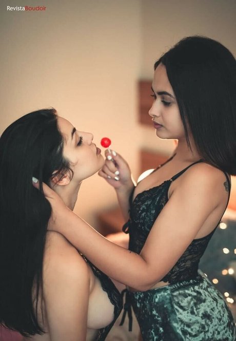 Daphine Quintanilha onlyfans leaks