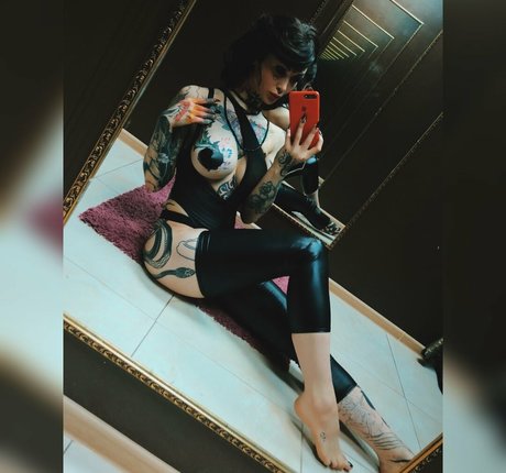 Martiz Matterz onlyfans naked