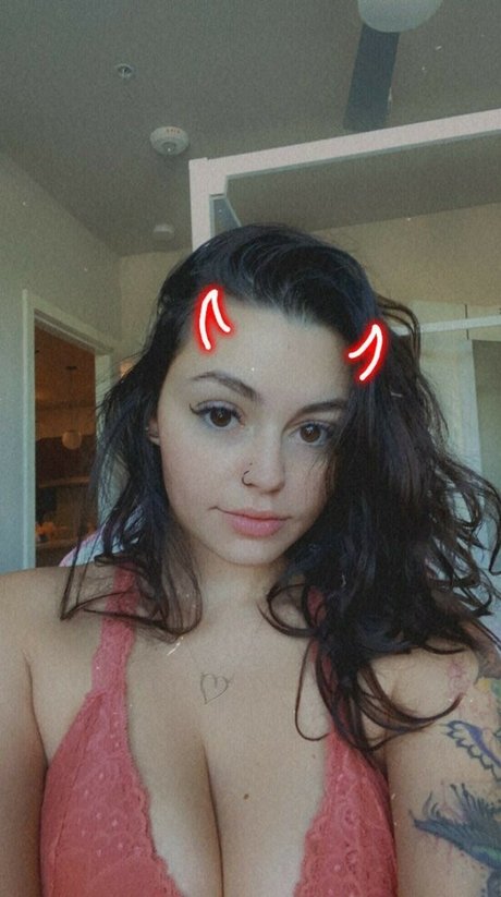 XOXO Mercyy porn only fans