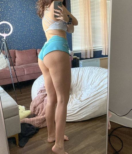 XOXO Mercyy onlyfans porn leaks