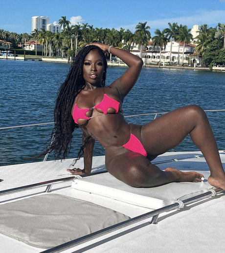 Ghanaiandol free onlyfans