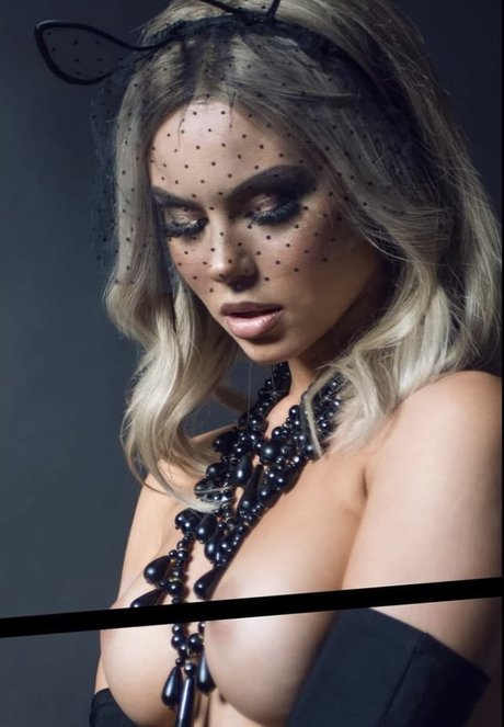 Tiziano Di Garbo onlyfans model images