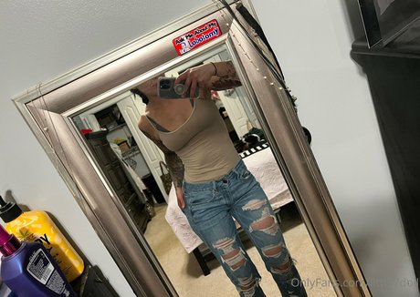 Little Doll onlyfans naked leaked