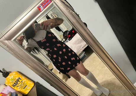 Little Doll onlyfans leaka