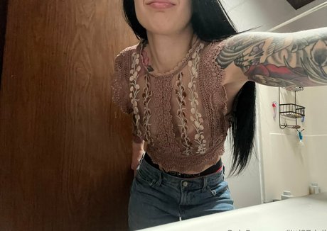 Little Doll only fans nude