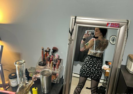 Little Doll onlyfans leak