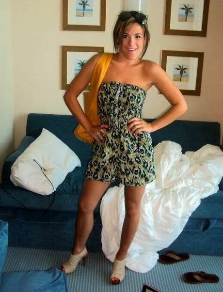 Julie Stackhouse onlyfans leams