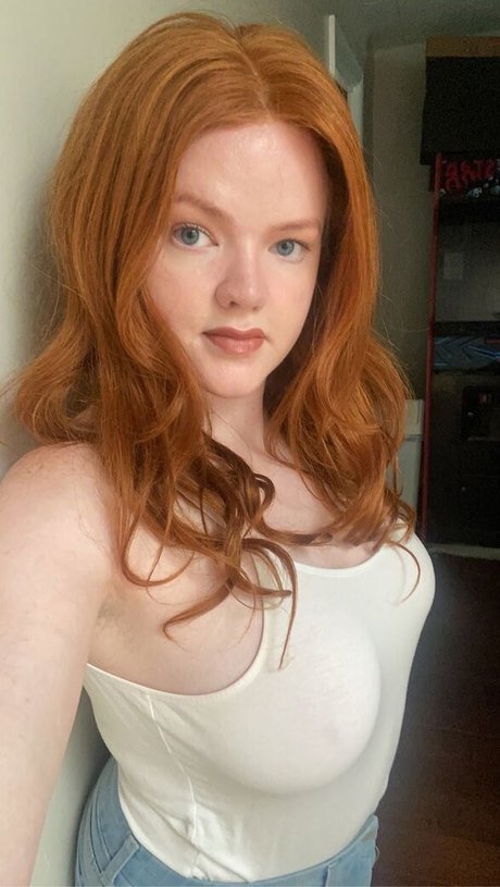 Adleesweet onlyfans free content