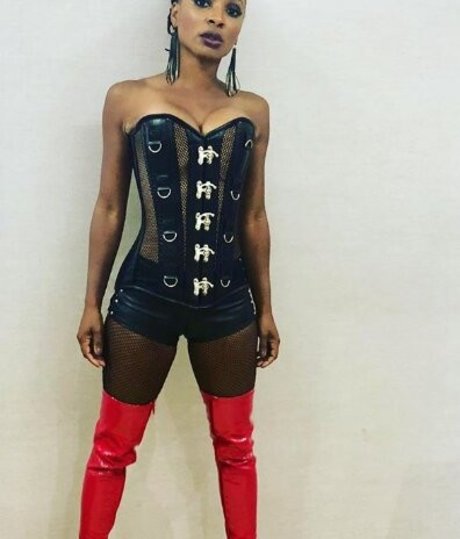 Shanola Hampton onlyfans leajs