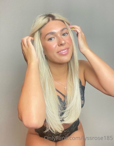 Alyssa Schoener nude onlyfans leak