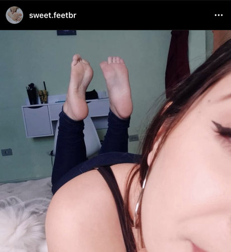 Sweet feetbr onlyfans leaked pictures