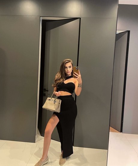 Tina Mayer onlyfans leak