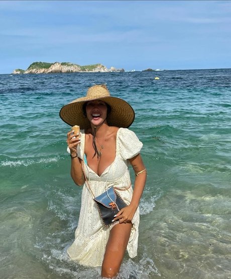 Jackie Cruz onlyfans naked