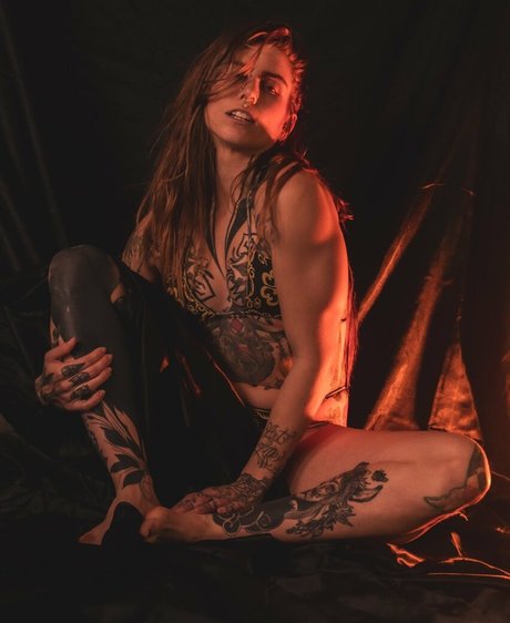 Ella Anne Kociuba sexy onlyfans