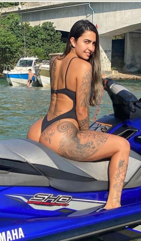 Paulla Naianna onlyfans nudes leak