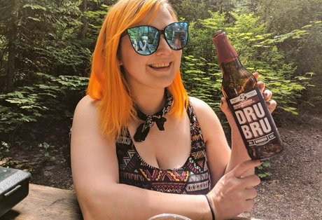 Kinsey Burke nude onlyfans leaked