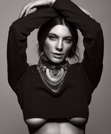 Lea Chloe joi onlyfans