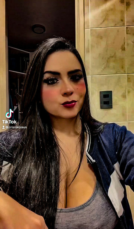 Cris Nikolaus onlyfans sex tape