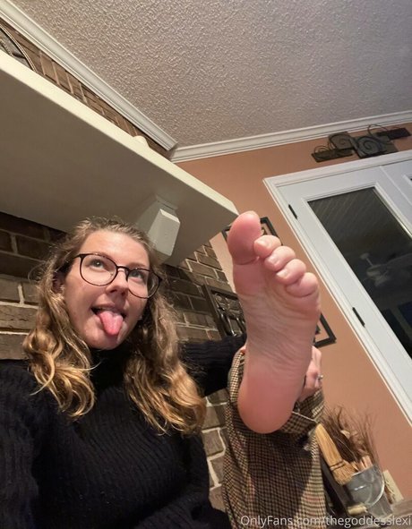 Goddesslexi onlyfans sexy