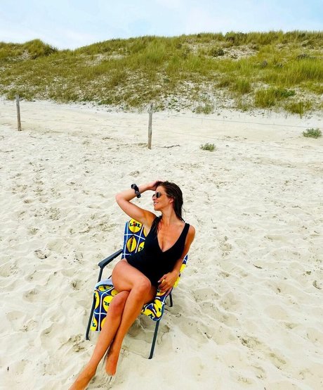 Vanessa Le Moigne nude porn onlyfans