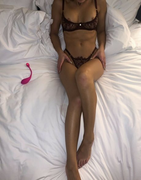 Sasha Adler onlyfans tits