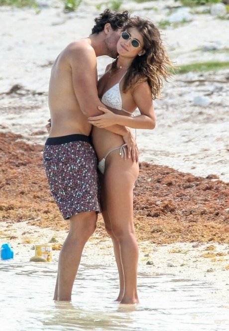 Paula Fernandes nude only fans leaks