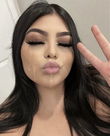 thick solo onlyfans sexy nude artwork