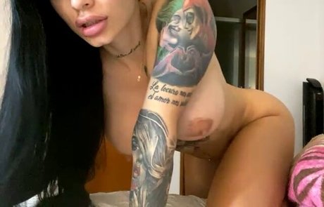 Lara Henao only fans pic