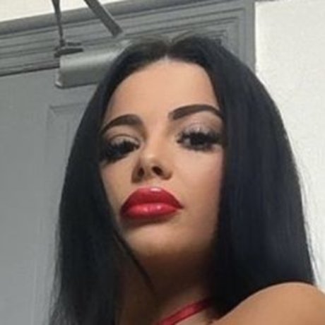 Laylarose nude onlyfans pics