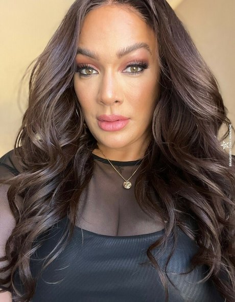 Nia Jax Lina Fanene onlyfans sex leaks