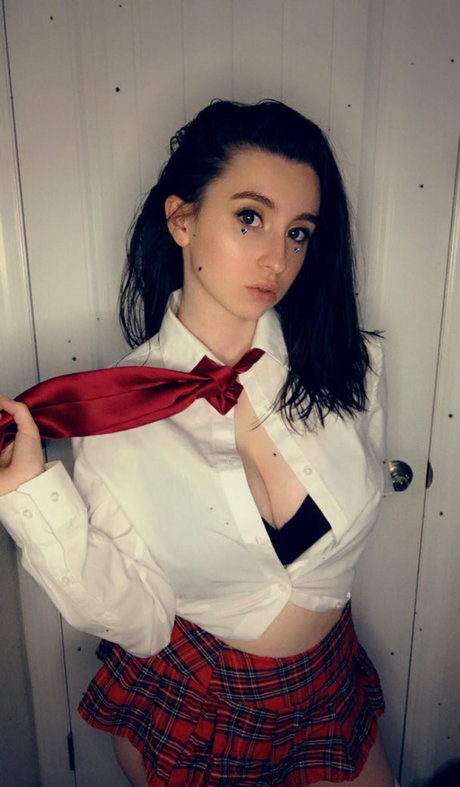 KylieeOW leak only fans