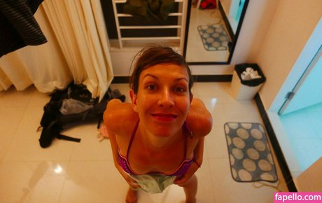 Carine Ribert only fans leak