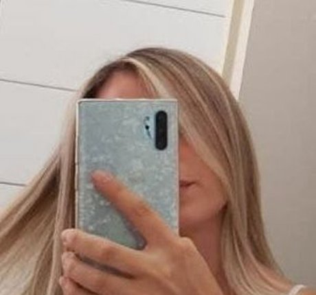 CryptoBunny sexy onlyfans