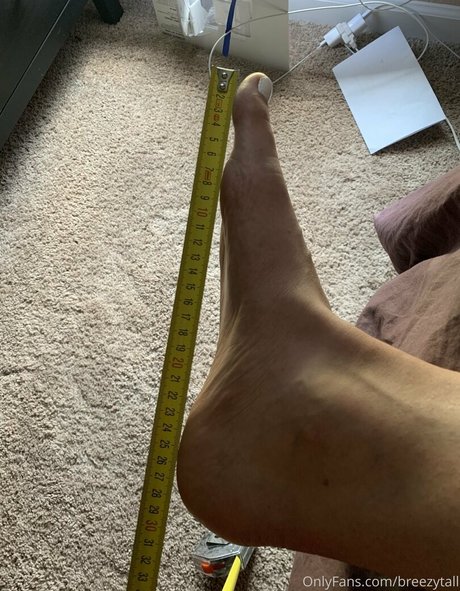 breezytall only fans photos