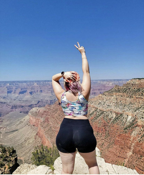 Shiny Says only fans leak