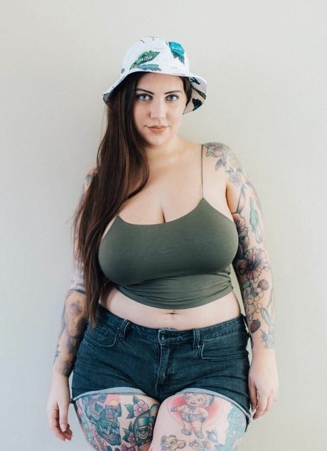 Nikki Hunter nude porn onlyfans