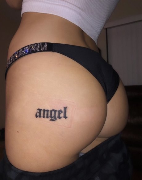 Alexandra Rose onlyfans photo